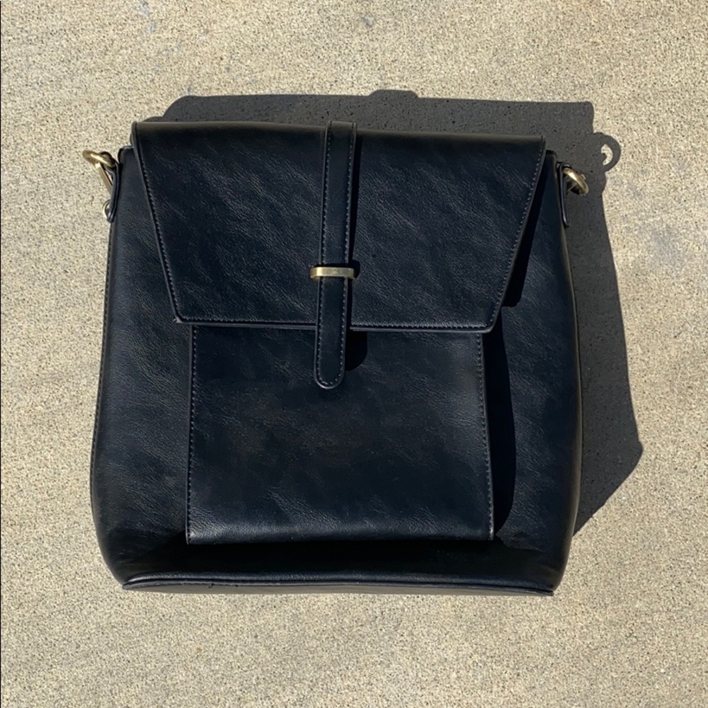 Woman’s Adjustable backpack